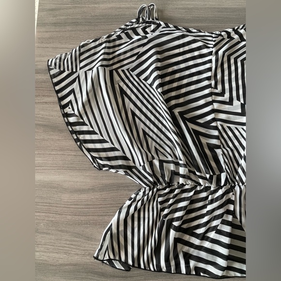 Maurice’s Striped Blouse - Open Sleeve & Fitted Waist - Size Large - Picture 11 of 16